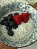 4 Ingredient Chia Seed Pudding