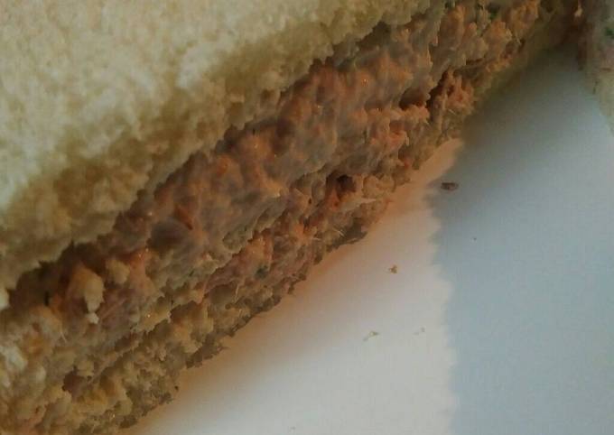 Tuna Horseradish Salad Sandwich