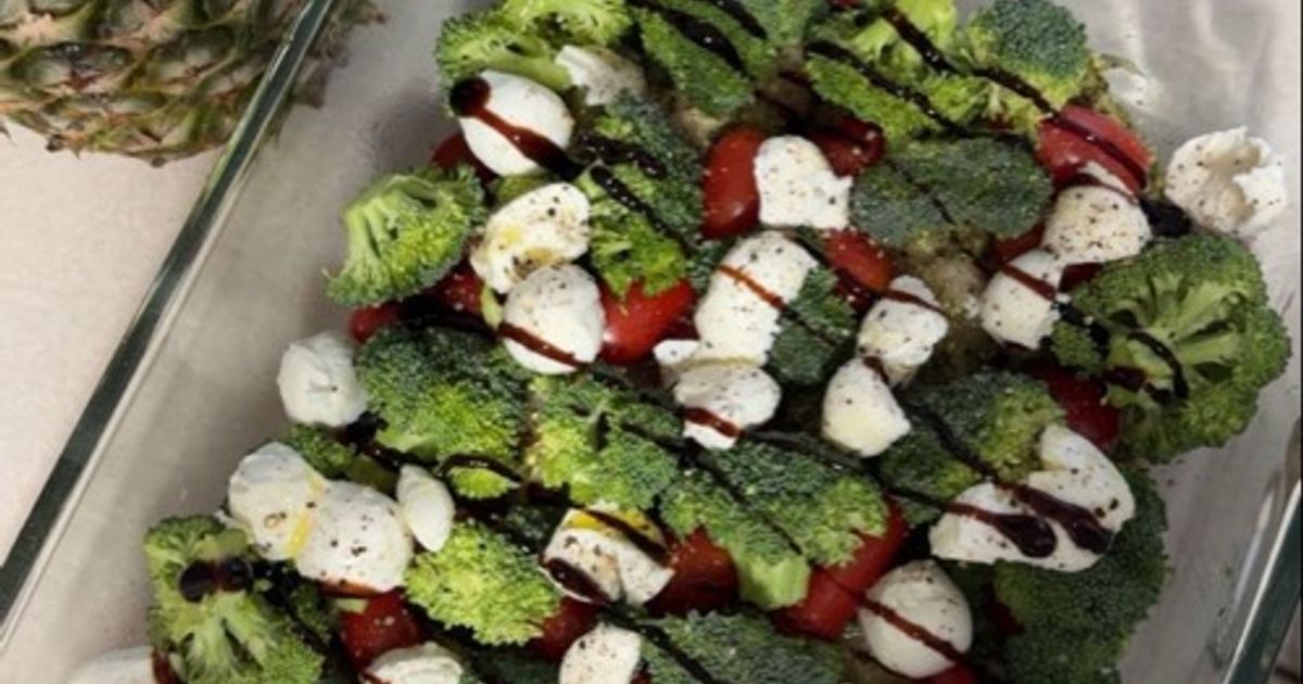 Pesto Chicken Bake With Broccoli And Mozzarella Recipe by Kendallgsampson