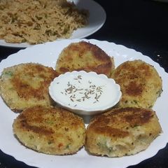 A picture of Aloo chicken tikki.