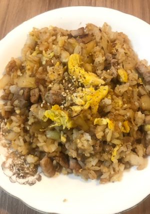 豬里肌黃金炒飯 的食譜成品照片