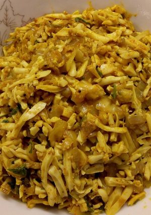 A picture of Veggi egg curry.