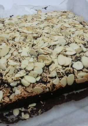 Foto resep Brownies Almond keju istimewa untuk di hari ulang tahun My mommy