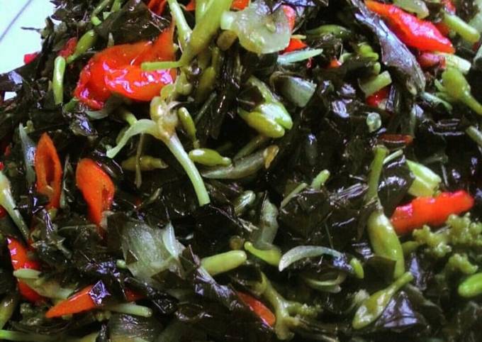 Resep Tumis Bunga Pepaya (tips tidak pahit) + Daun Singkong pedas oleh