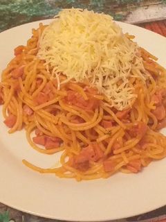 Virslis bolognai spagetti recept fotója