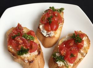 Foto resep Bruschetta with Feta Cheese and Semi Dried Tomatoes