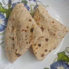 A picture of Kurkuri Masala Roti.