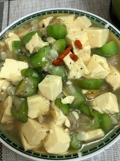 絲瓜炒雞蛋豆腐 的食譜成品照片