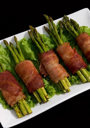 Hình của món SP.1026 - Bacon Cuốn Măng Tây Đút Lò.