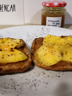 Una foto de Tostada de frutas