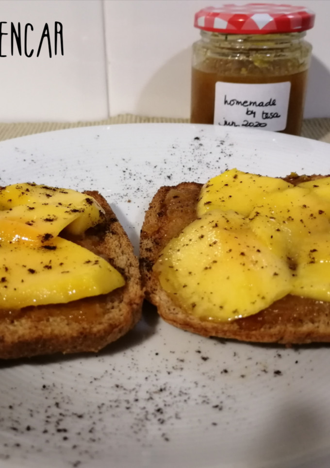 Una foto de Tostada de frutas