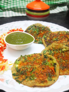 A picture of Protein rich Moong-Dal Palak Chilla.