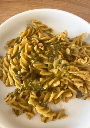 Hình của món Nui xào pesto (chay)/ Vegan pesto pasta.