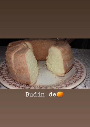 Una foto de Budín de mandarina🍊