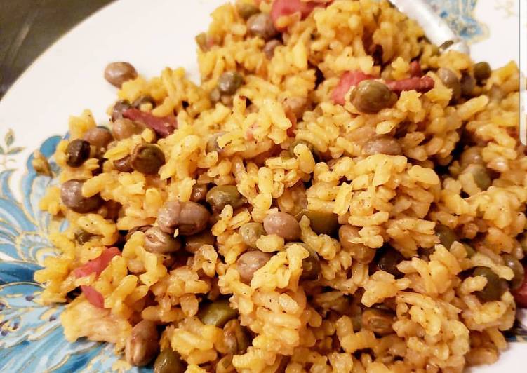 Easiest Way to Prepare Perfect Arroz con gandules