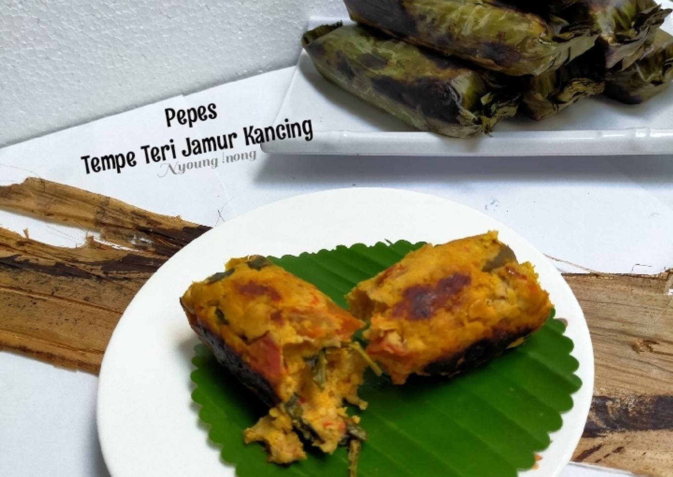 Pepes Tempe Teri Jamur Kancing