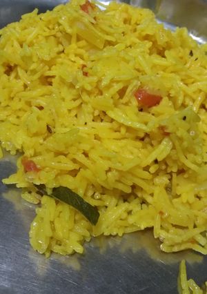 વેજિટેબલ પુલાવ (Vegetable Pulao Recipe In Gujarati) રેસીપી મુખ્ય ફોટો
