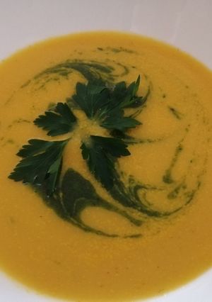 Una foto de Crema de zanahoria tramposa 🥕🍵