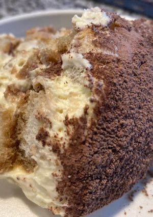 A picture of Classic Tiramisu (half-size).