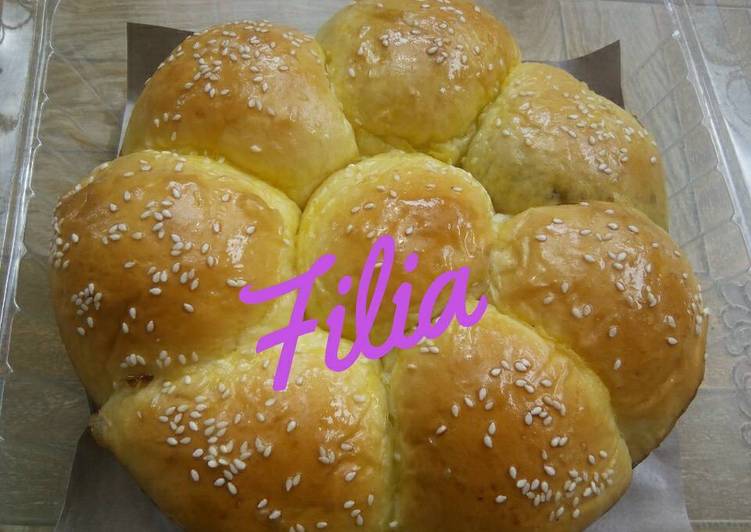 Resep Killer Soft Bread oleh Filia May Cahyani - Cookpad