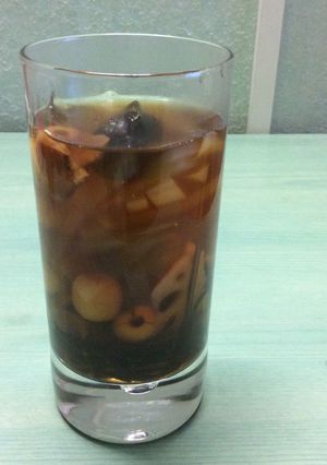 Hình của món Chè sâm bổ lượng.