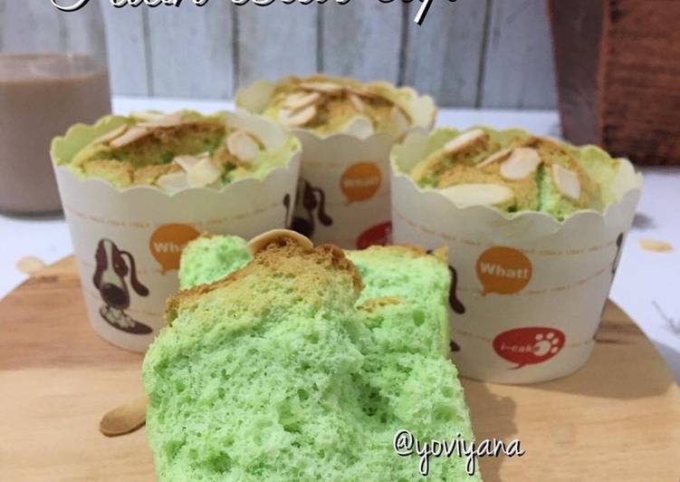 Chiffon pandan putih telur