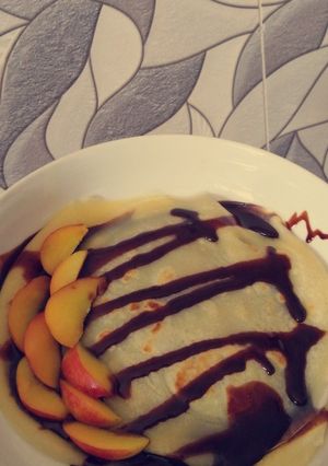 صورة لوصفة كريب الفواكه والشوكولاته 🍑🍫