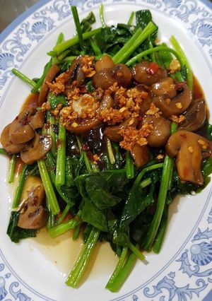 Foto resep Horenzo cah jamur cabai