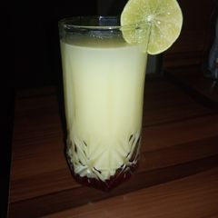 A picture of Lemon and Ginger juice.