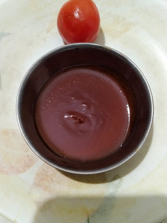 टोमॅटो सॉस (tomato sauce recipe in marathi) रेसिपी चे मुख्य फोटो