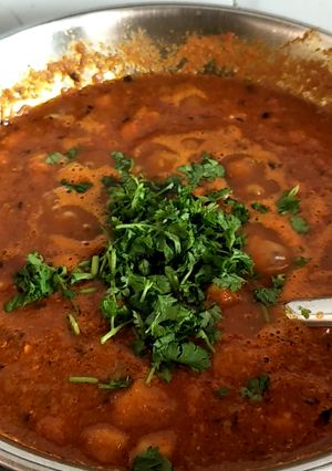 છોલે મસાલા (Chhole Masala Recipe In Gujarati) રેસીપી મુખ્ય ફોટો