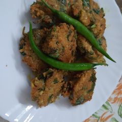 Lobia-palak Vada A picture of Lobia-palak Vada.