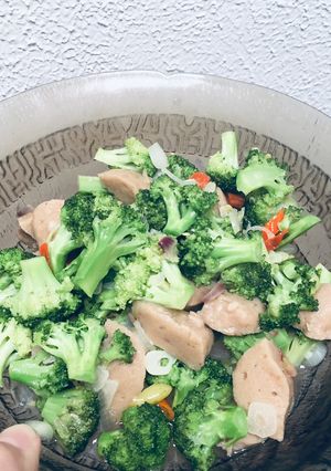Foto resep Tumis Brokoli Bakso