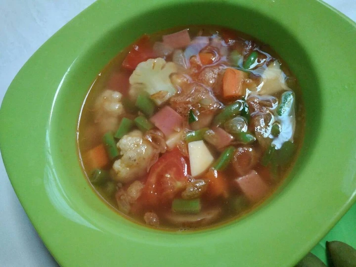 Langkah Gampang Menyiapkan Resep Sop warna warni yang Lezat Sekali Anti Ribet, Menggugah Selera