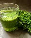 DETOX Nước Ép Ổi & Lá Kale