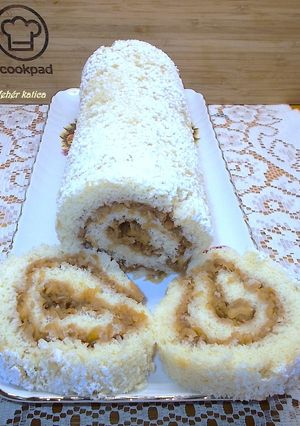 Almás rolád (Minden EGYÜTT sül) recept fotója