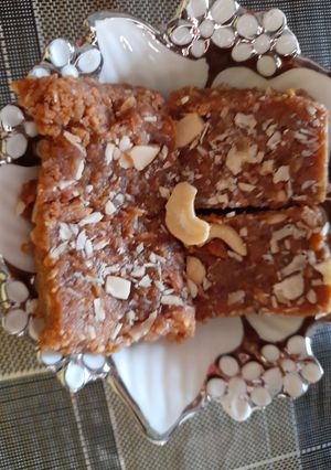 A picture of Sweety dhoda with jaggery.