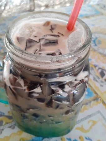 Cara Mudah Membikin Resep 2.Ice cappucino cincau yang Uenak Anti Ribet, Bisa Manjain Lidah