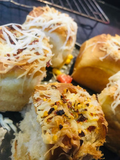 A picture of Stuffed pav.