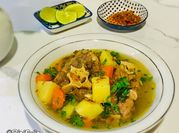 Gambar kuah sop buntut