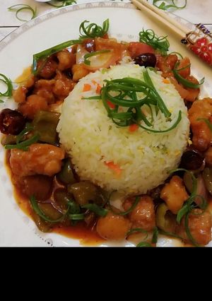 A picture of Schezwan chicken.