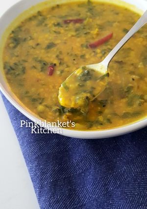A picture of Spinach & yellow lentil soup.