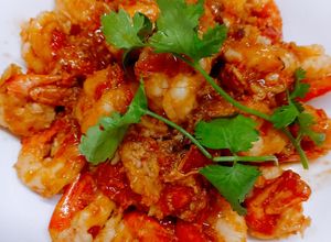 Hình của món Tôm chiên sauce sa tế sò điệp.