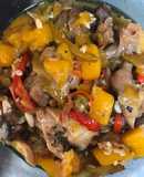 Pollo agridulce con mango