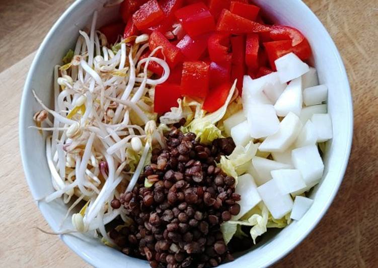 Salat-Linsen-Bowl