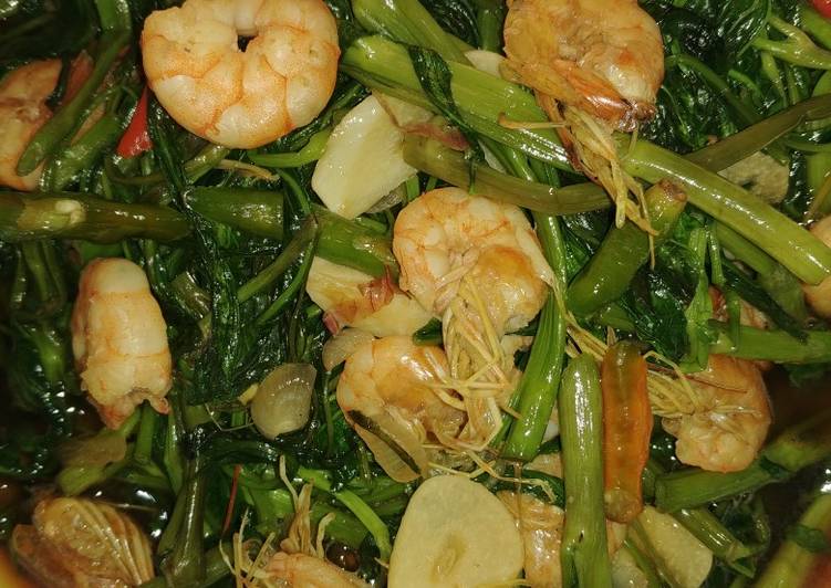 Tumis Kangkung bertabur Udang