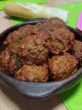 Albóndigas de lentejas con salsa casera