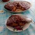 كيكة بالحليب والصوص الشوكولاتة