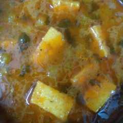 मटर पनीर की सब्जी(MATAR PANEER RECIPE IN HINDI) রেসিপির প্রধান ছবি