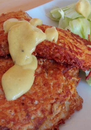 Édesburgonyás tőkehalfilé mustáros dresszinggel recept fotója